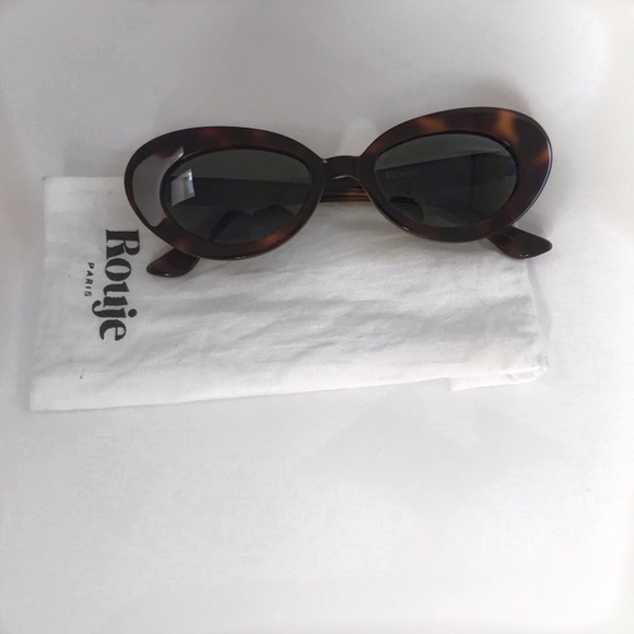 ISO BLACK LOLITA/GRACE 1 SUNGLASSES